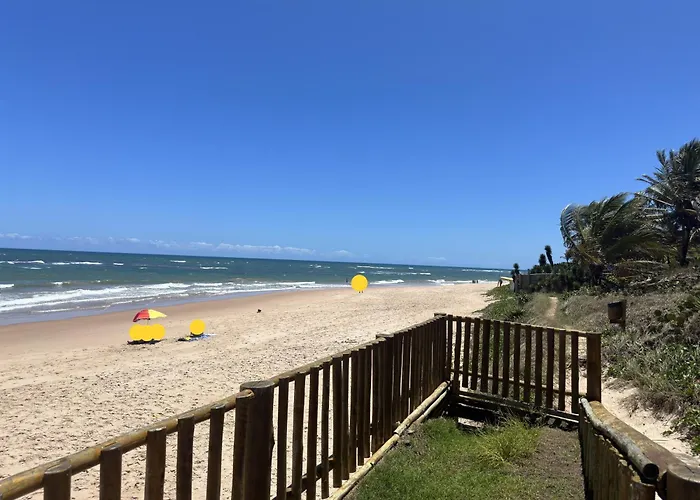 Flat Guarajuba - 3 Quartos 2 Andar A Beira Mar - Pe Areia - Governanca Com Arrumadeira E Wi Fi Inclusos