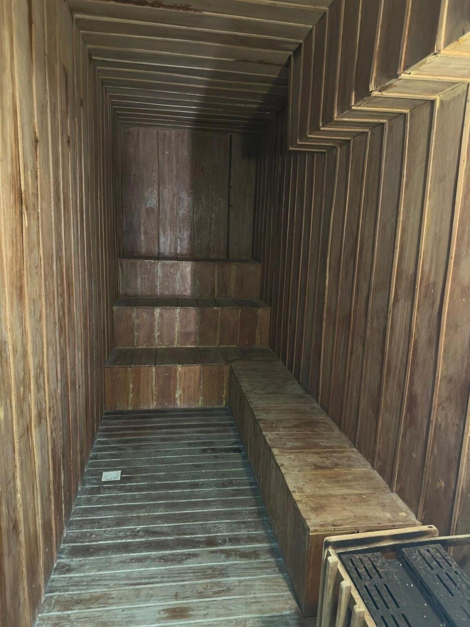 Flat Guarajuba - 3 Quartos 2 Andar A Beira Mar - Pe Areia - Governanca Com Arrumadeira E Wi Fi Inclusos Camassari