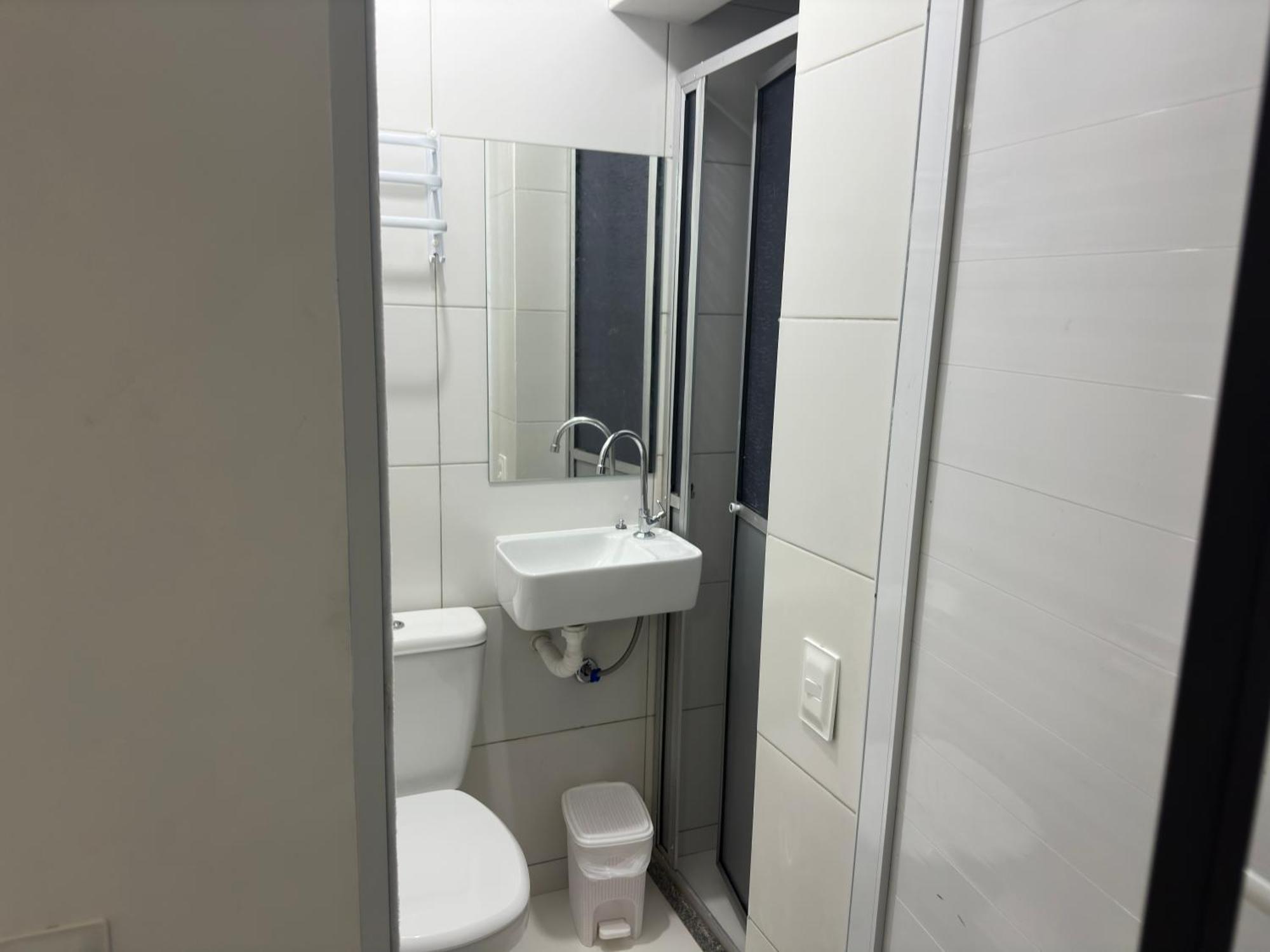 Apartment Flat Guarajuba - 3 Quartos 2 Andar A Beira Mar - Pe Areia - Governanca Com Arrumadeira E Wi Fi Inclusos