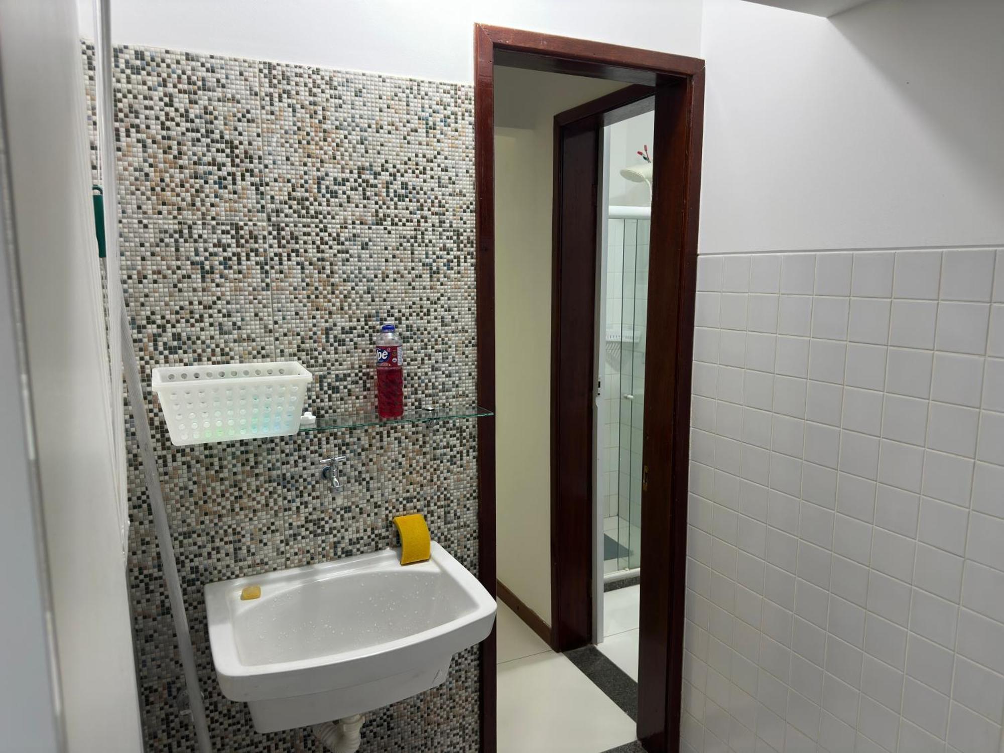 Apartment Flat Guarajuba - 3 Quartos 2 Andar A Beira Mar - Pe Areia - Governanca Com Arrumadeira E Wi Fi Inclusos Camassari